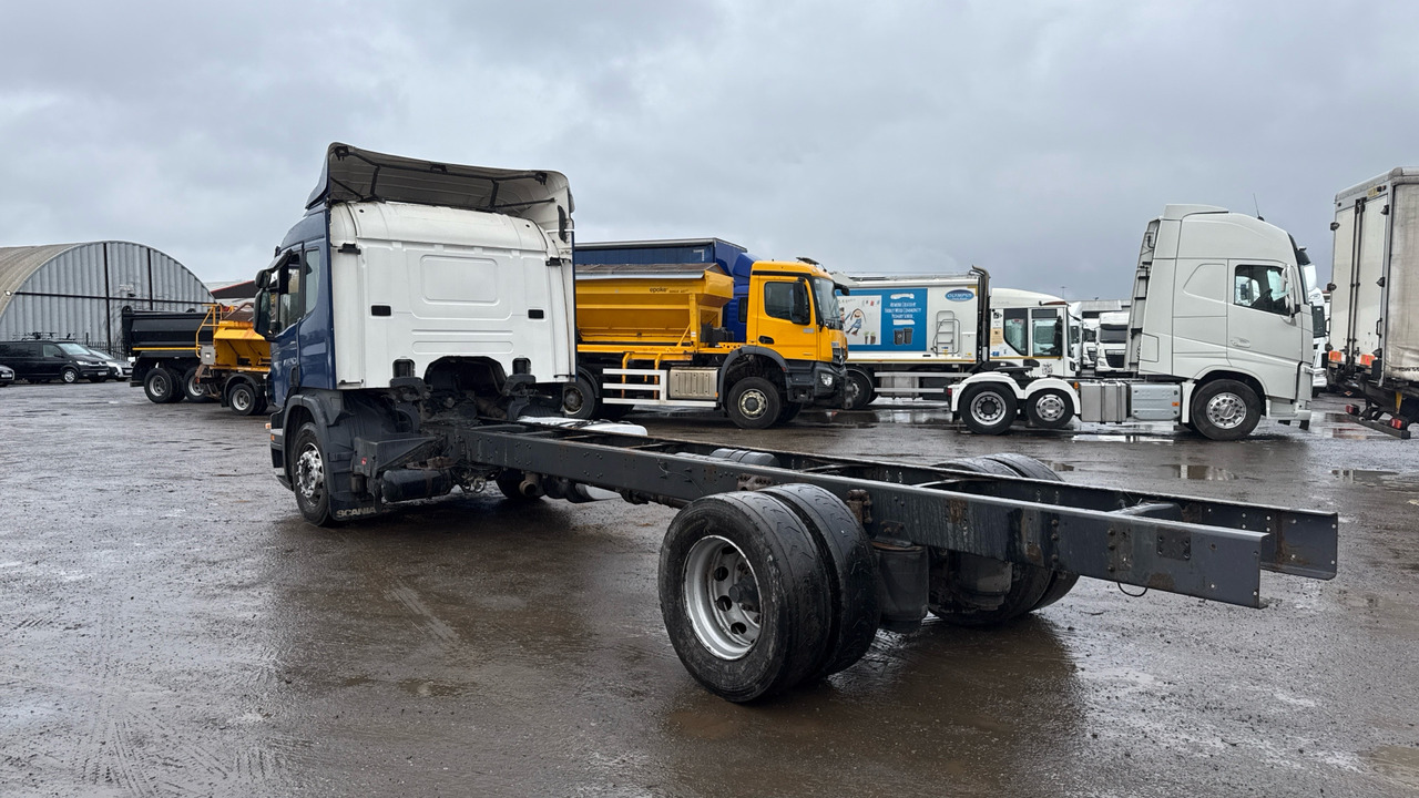 SCANIA P 230 - Chassis vrachtwagen: afbeelding 3 SCANIA P 230 - Chassis vrachtwagen: afbeelding 3