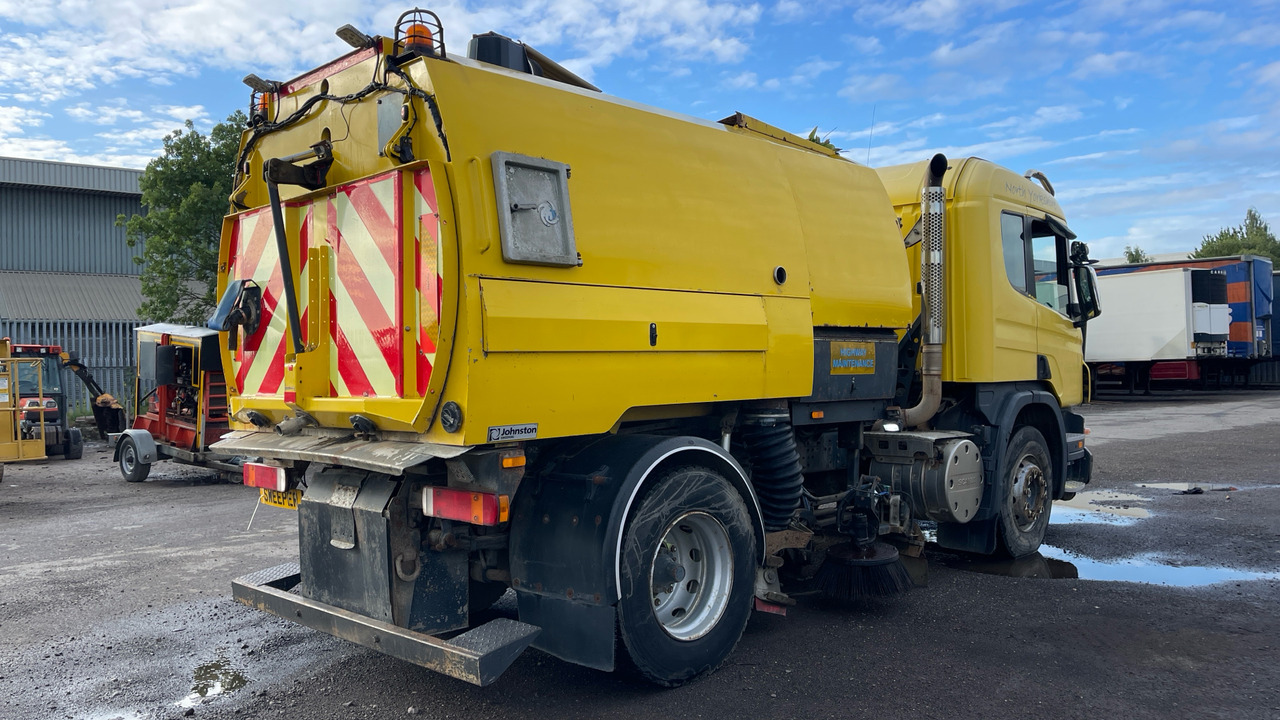 SCANIA p 230 - Veegwagen: afbeelding 4 SCANIA p 230 - Veegwagen: afbeelding 4