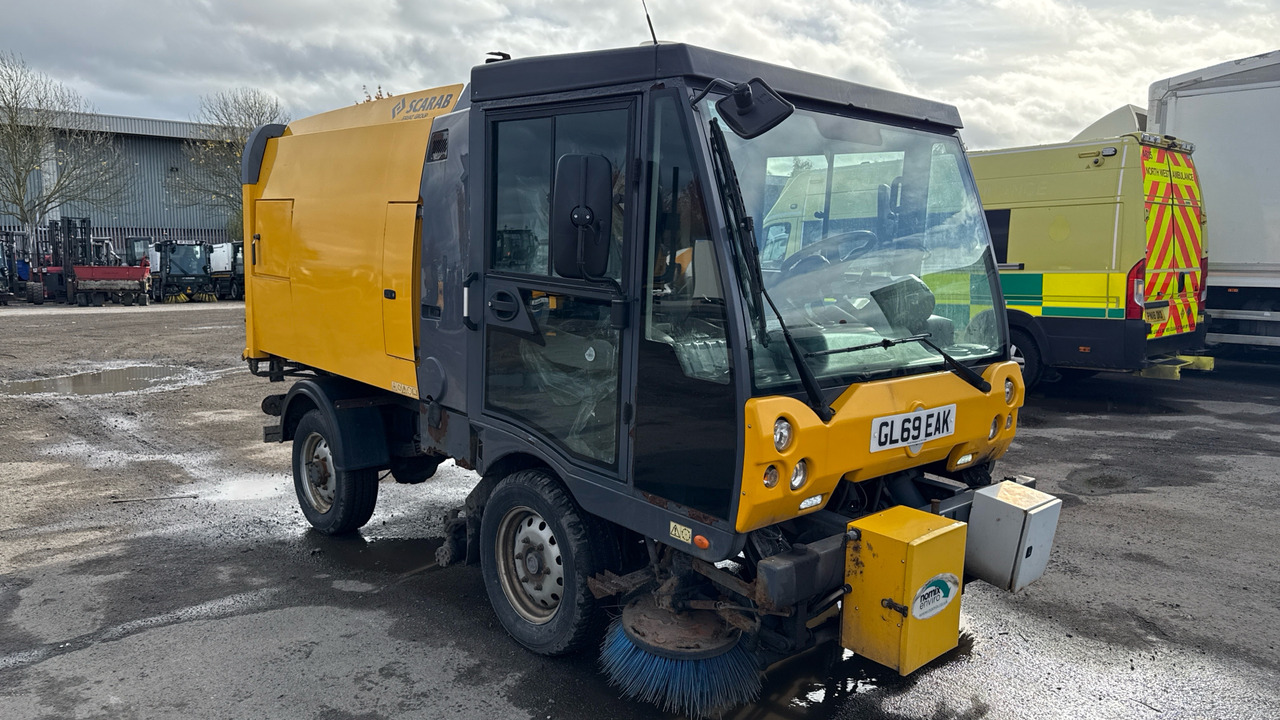 SCARAB MINOR M25H - Veegwagen: afbeelding 1 SCARAB MINOR M25H - Veegwagen: afbeelding 1