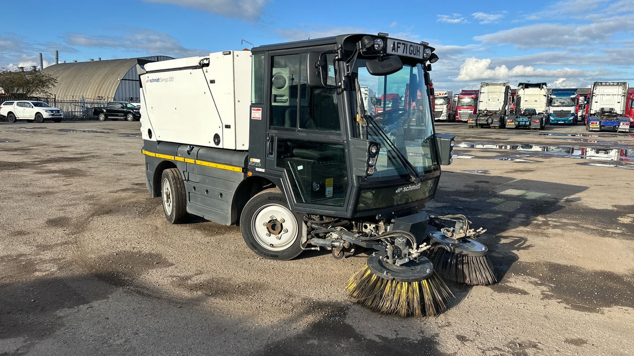 SCHMIDT SWINGO 200 - Veegwagen: afbeelding 1 SCHMIDT SWINGO 200 - Veegwagen: afbeelding 1