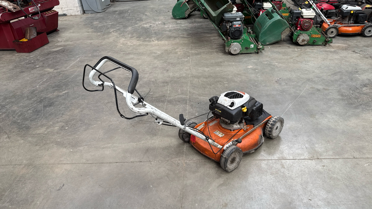 STIHL RM4 RTP - Bouwmaterieel: afbeelding 4 STIHL RM4 RTP - Bouwmaterieel: afbeelding 4