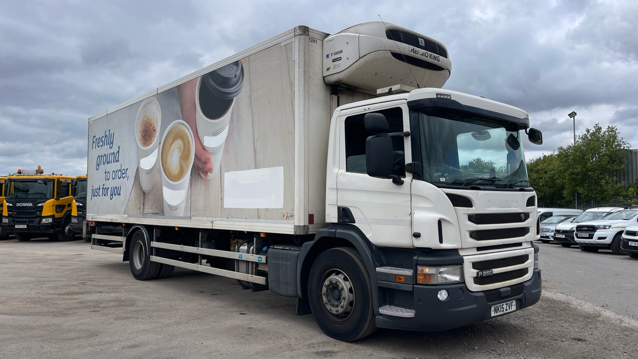 Scania P 250 - Koelwagen vrachtwagen: afbeelding 1 Scania P 250 - Koelwagen vrachtwagen: afbeelding 1