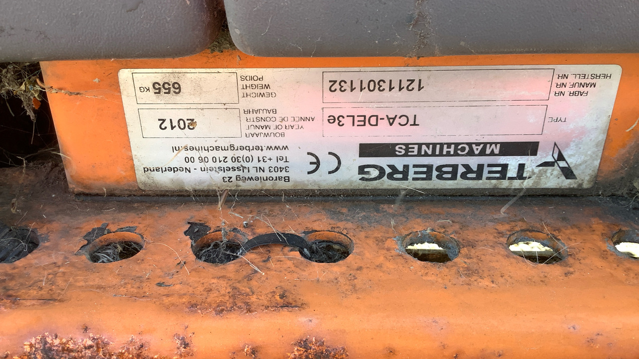 TERBERG TWIN BIN LIFT - Bouwmaterieel: afbeelding 3 TERBERG TWIN BIN LIFT - Bouwmaterieel: afbeelding 3
