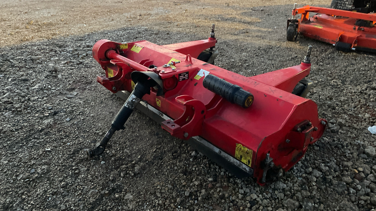 TRIMAX FX-155 - Klepelmaaier: afbeelding 3 TRIMAX FX-155 - Klepelmaaier: afbeelding 3