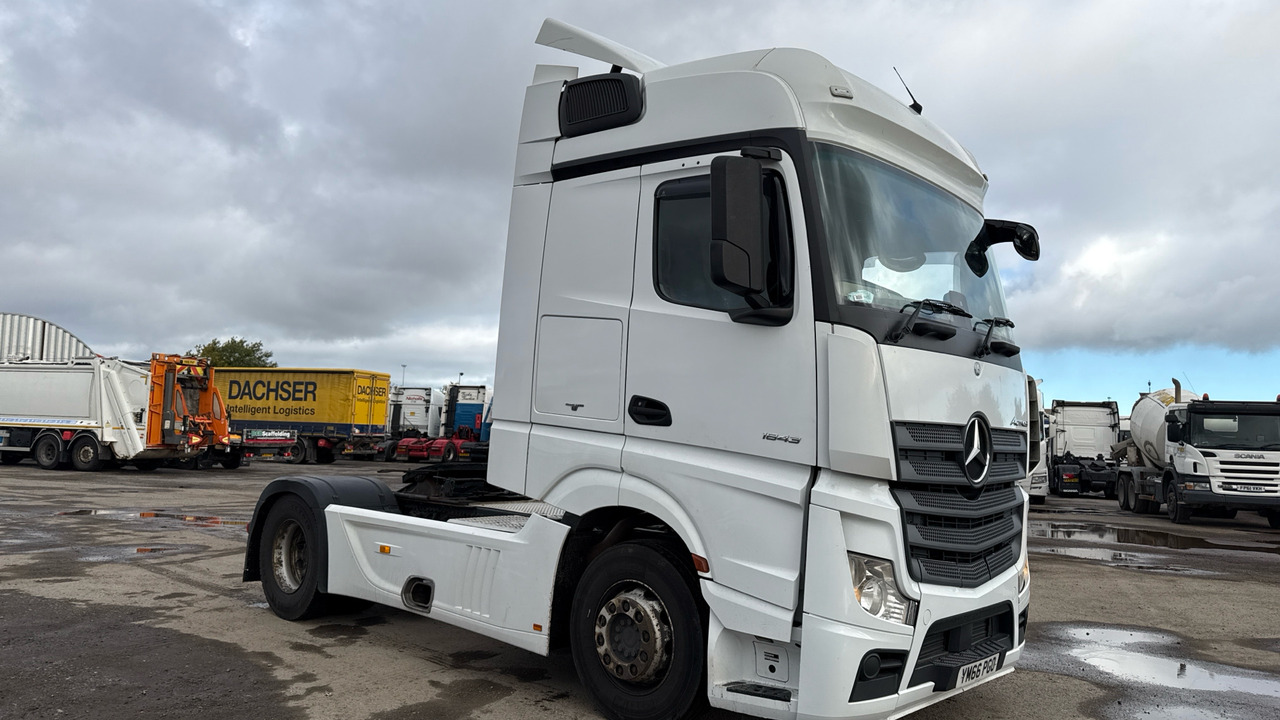 MERCEDES-BENZ ACTROS 1843 - Trekker: afbeelding 1 MERCEDES-BENZ ACTROS 1843 - Trekker: afbeelding 1