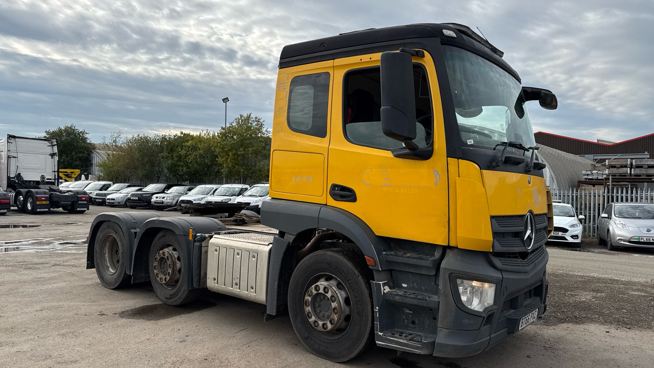 MERCEDES-BENZ ACTROS - Trekker: afbeelding 1 MERCEDES-BENZ ACTROS - Trekker: afbeelding 1