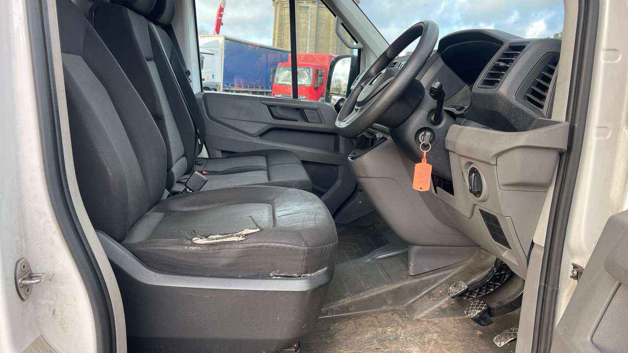 VOLKSWAGEN CRAFTER CR35 2.0 TDI 140PS - Bestelwagen gesloten laadbak: afbeelding 5 VOLKSWAGEN CRAFTER CR35 2.0 TDI 140PS - Bestelwagen gesloten laadbak: afbeelding 5