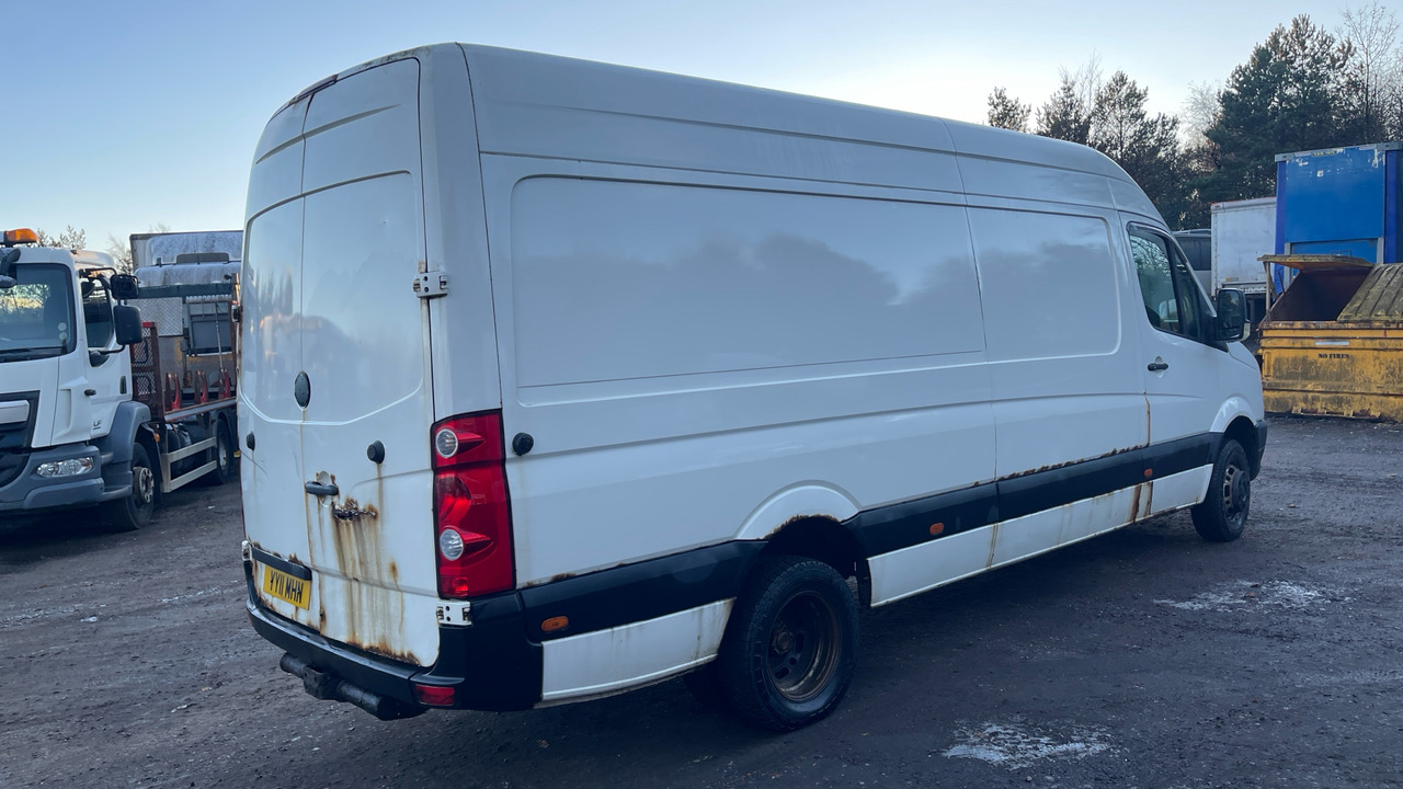 VOLKSWAGEN CRAFTER CR50 PLUS 2.5 TDI - Gesloten bestelwagen: afbeelding 4 VOLKSWAGEN CRAFTER CR50 PLUS 2.5 TDI - Gesloten bestelwagen: afbeelding 4