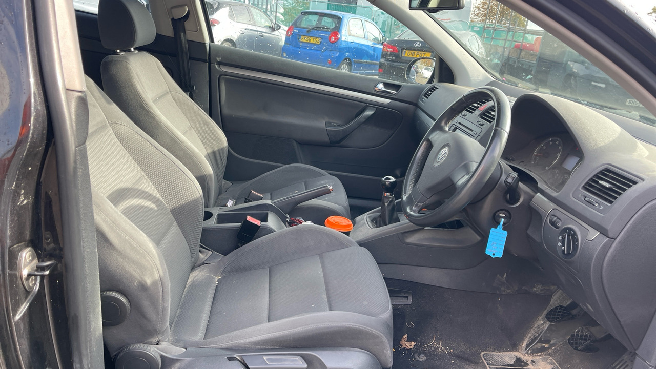 VOLKSWAGEN GOLF 2.0 GT FSI - Hatchback: afbeelding 5 VOLKSWAGEN GOLF 2.0 GT FSI - Hatchback: afbeelding 5