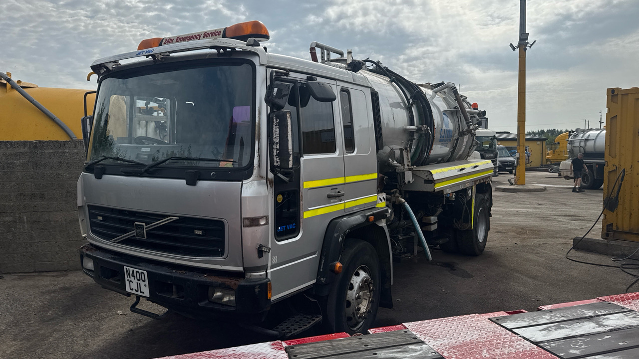 VOLVO FL - Vacuümwagen: afbeelding 2 VOLVO FL - Vacuümwagen: afbeelding 2