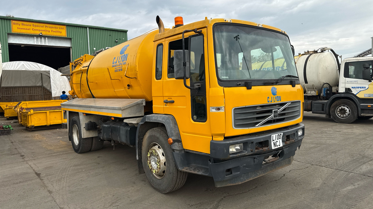 VOLVO FL - Vacuümwagen: afbeelding 1 VOLVO FL - Vacuümwagen: afbeelding 1