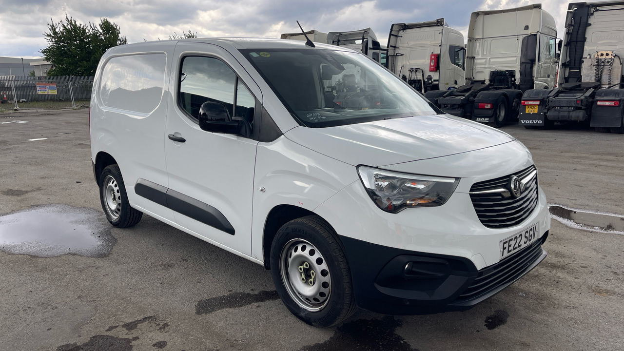 Vauxhall Combo Cargo 2300 1.5 TURBO D 100PS - Kleine bestelwagen: afbeelding 1 Vauxhall Combo Cargo 2300 1.5 TURBO D 100PS - Kleine bestelwagen: afbeelding 1