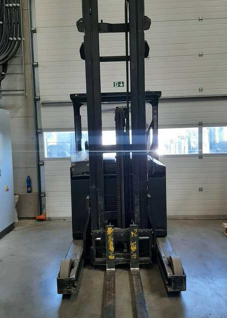 Yale MR16H - Reach truck: afbeelding 2 Yale MR16H - Reach truck: afbeelding 2
