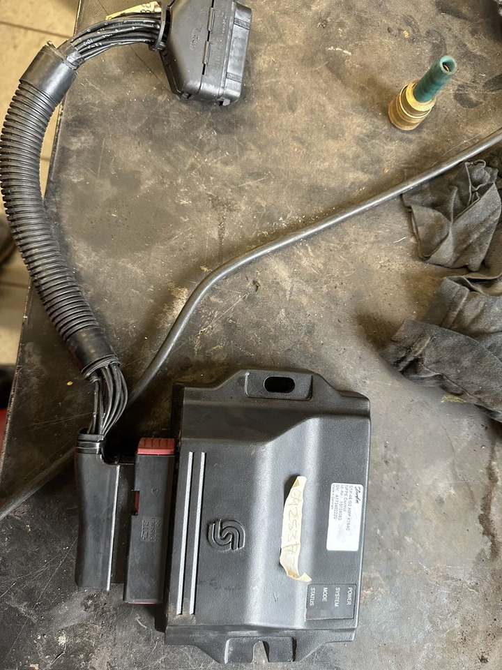Moduł Danfoss Sauer sterownik S1X-46 G2 AMP K164C - Onderdelen voor Landbouwmachine: afbeelding 2 Moduł Danfoss Sauer sterownik S1X-46 G2 AMP K164C - Onderdelen voor Landbouwmachine: afbeelding 2