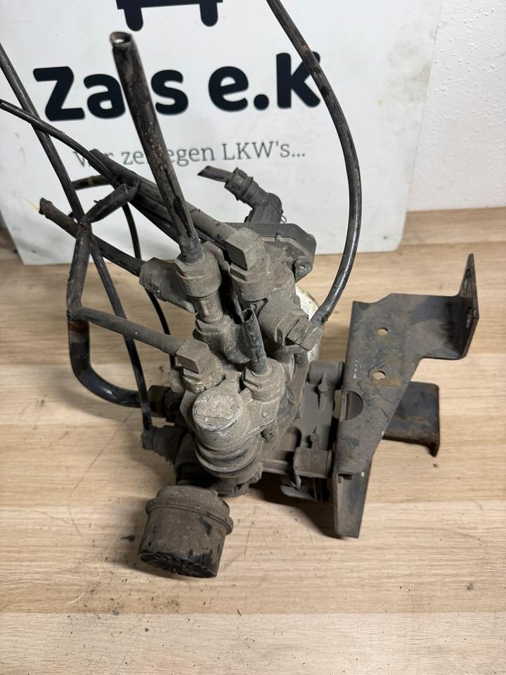 DAF KNORR-BREMSE Lufttrockner II37464N50 AE4528 - Remtoebehoor voor Vrachtwagen: afbeelding 5 DAF KNORR-BREMSE Lufttrockner II37464N50 AE4528 - Remtoebehoor voor Vrachtwagen: afbeelding 5