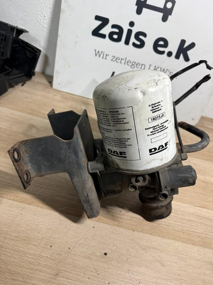 DAF KNORR-BREMSE Lufttrockner II37464N50 AE4528 - Remtoebehoor voor Vrachtwagen: afbeelding 3 DAF KNORR-BREMSE Lufttrockner II37464N50 AE4528 - Remtoebehoor voor Vrachtwagen: afbeelding 3