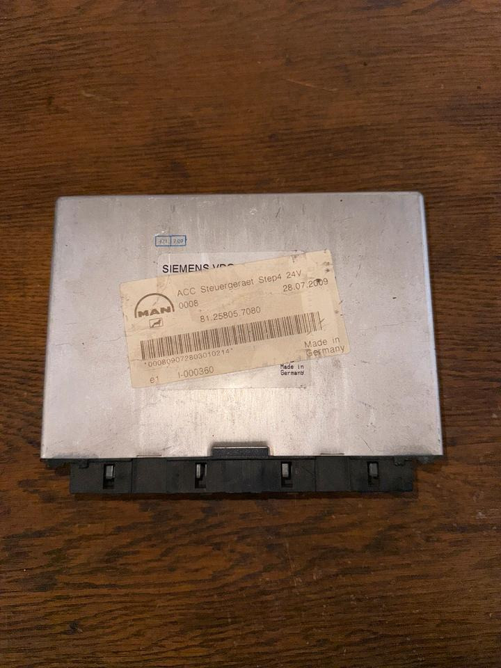 MAN ACC Steuergerät 81.25805.7080 - ECU voor Vrachtwagen: afbeelding 2 MAN ACC Steuergerät 81.25805.7080 - ECU voor Vrachtwagen: afbeelding 2