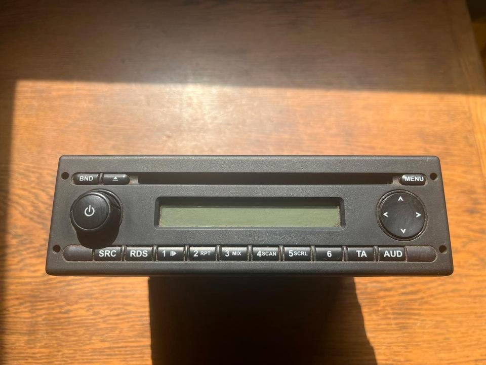 MAN Bosch Multimedia Radio 24V 81.28101-6184 - Navigatiesysteem voor Vrachtwagen: afbeelding 1 MAN Bosch Multimedia Radio 24V 81.28101-6184 - Navigatiesysteem voor Vrachtwagen: afbeelding 1