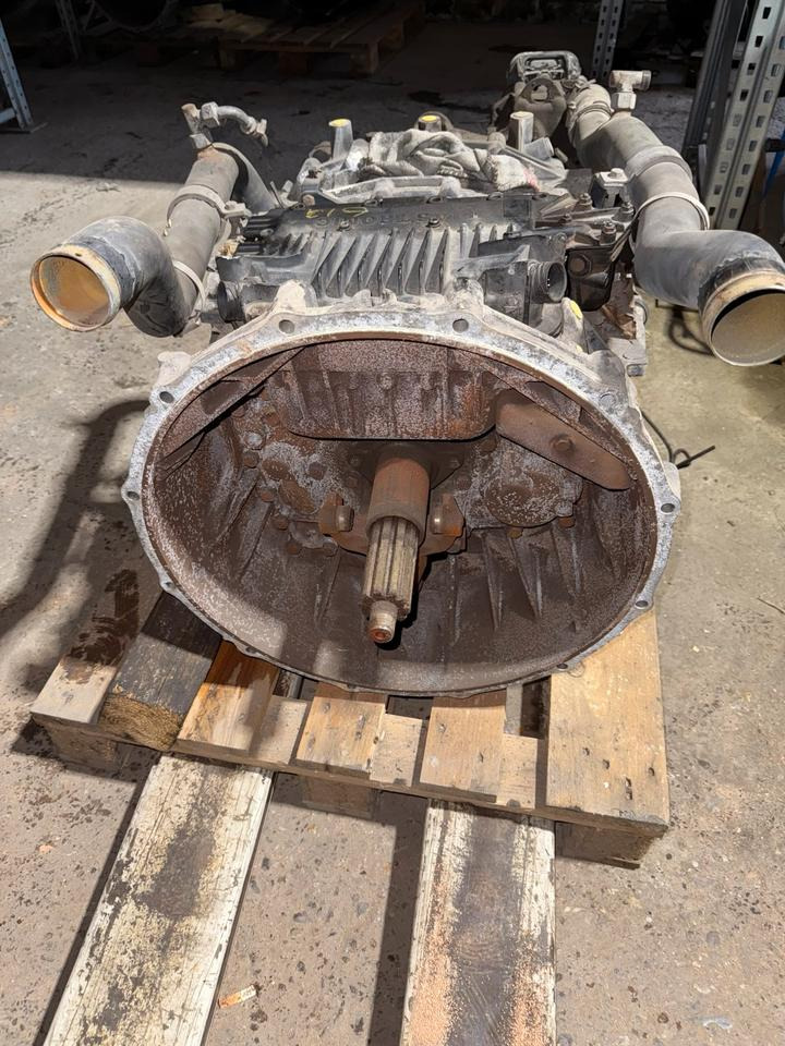 MAN Getriebe ZF ASTRONIC 12 AS 2131 TD + INTARDER 3 - Versnellingsbak voor Vrachtwagen: afbeelding 1 MAN Getriebe ZF ASTRONIC 12 AS 2131 TD + INTARDER 3 - Versnellingsbak voor Vrachtwagen: afbeelding 1