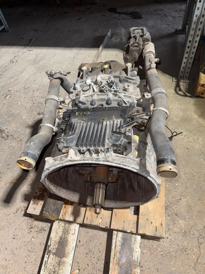 MAN Getriebe ZF ASTRONIC 12 AS 2131 TD + INTARDER 3 - Versnellingsbak voor Vrachtwagen: afbeelding 4 MAN Getriebe ZF ASTRONIC 12 AS 2131 TD + INTARDER 3 - Versnellingsbak voor Vrachtwagen: afbeelding 4