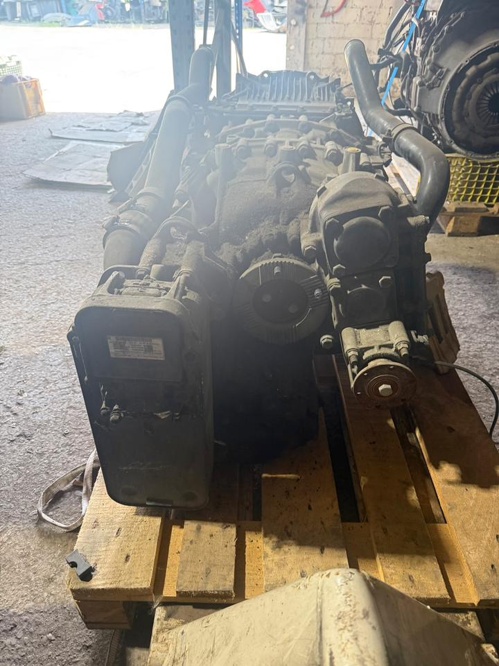 MAN Getriebe ZF ASTRONIC 12 AS 2131 TD + INTARDER 3 Nebenantrieb - Versnellingsbak voor Vrachtwagen: afbeelding 5 MAN Getriebe ZF ASTRONIC 12 AS 2131 TD + INTARDER 3 Nebenantrieb - Versnellingsbak voor Vrachtwagen: afbeelding 5