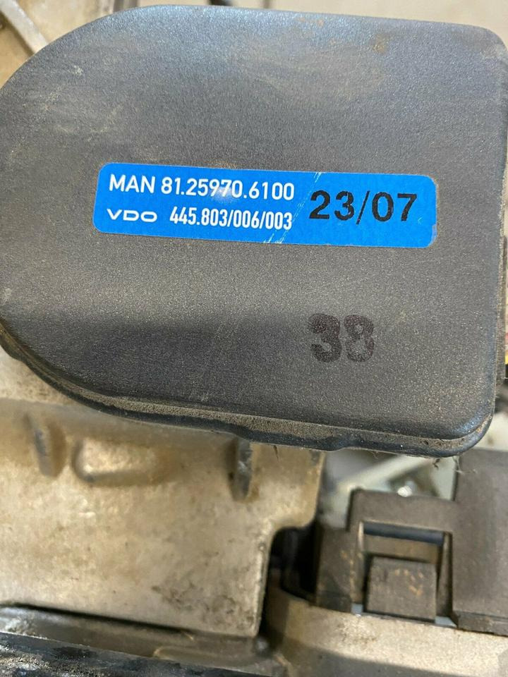 MAN TGA TGX Fußbremsventil Bremsventil 81.25970.6100 - Remventiel voor Vrachtwagen: afbeelding 4 MAN TGA TGX Fußbremsventil Bremsventil 81.25970.6100 - Remventiel voor Vrachtwagen: afbeelding 4