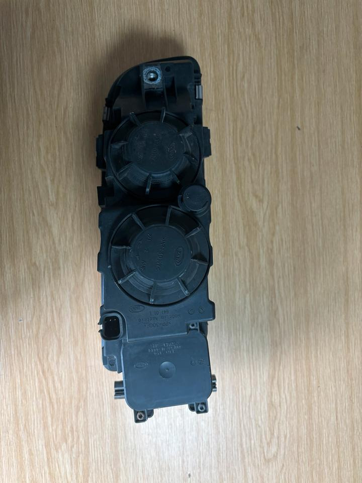 MAN TGX/TGS Nebelscheinwerfer Links 81.25101-6521 - Mistlamp voor Vrachtwagen: afbeelding 3 MAN TGX/TGS Nebelscheinwerfer Links 81.25101-6521 - Mistlamp voor Vrachtwagen: afbeelding 3