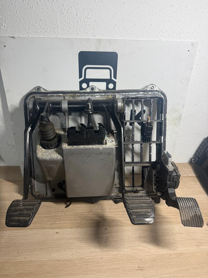 MAN WABCO Fußbremsventil 4800200090 - Remdelen voor Vrachtwagen: afbeelding 4 MAN WABCO Fußbremsventil 4800200090 - Remdelen voor Vrachtwagen: afbeelding 4