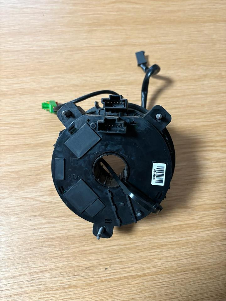 Mercedes Actros MP4 Lenkrad Federspule A0004641918 - Stuurwiel voor Vrachtwagen: afbeelding 2 Mercedes Actros MP4 Lenkrad Federspule A0004641918 - Stuurwiel voor Vrachtwagen: afbeelding 2