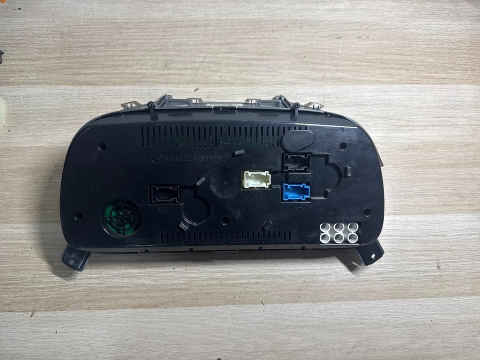 Mercedes Ategi kombiinstrument Tacho A0044463421 - Instrumentenpaneel voor Vrachtwagen: afbeelding 3 Mercedes Ategi kombiinstrument Tacho A0044463421 - Instrumentenpaneel voor Vrachtwagen: afbeelding 3