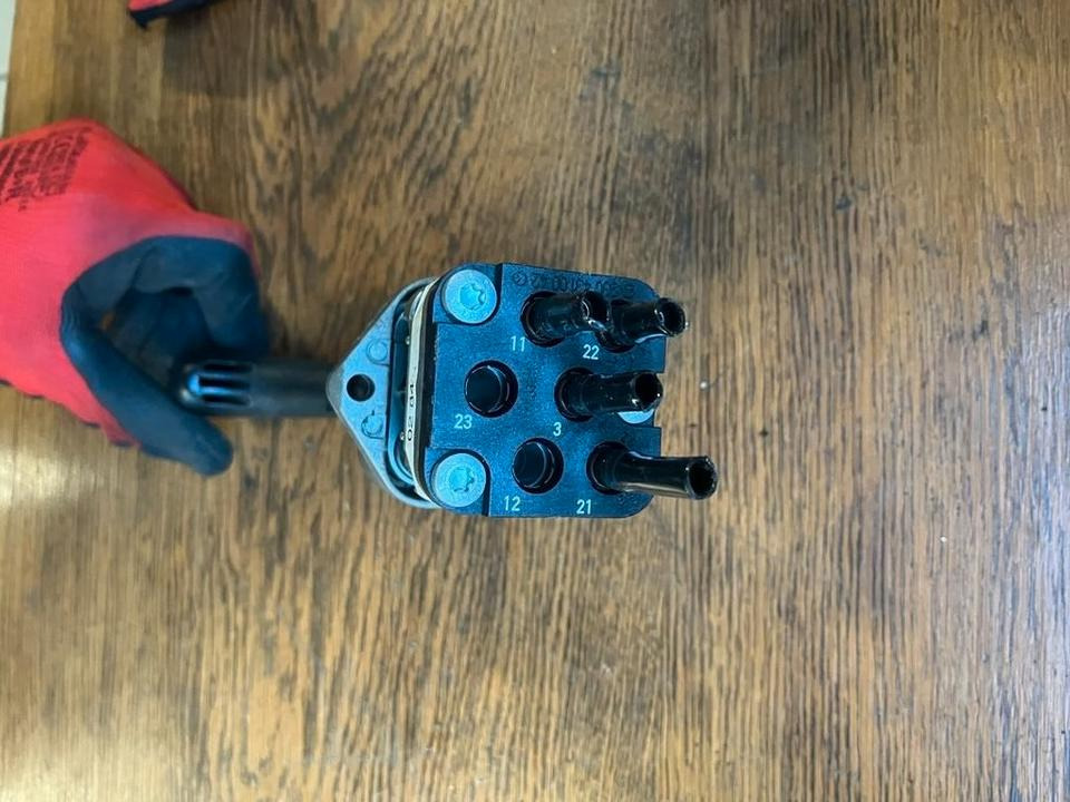 Mercedes Bremsventil Feststellbremse Handbremsventil A0004200284 - Remventiel voor Vrachtwagen: afbeelding 4 Mercedes Bremsventil Feststellbremse Handbremsventil A0004200284 - Remventiel voor Vrachtwagen: afbeelding 4