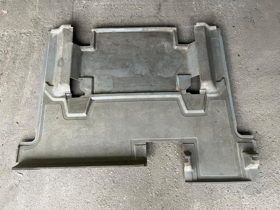 Mercedes Sprinter 4er-Sitzbank Hinten - Zitplaats voor Vrachtwagen: afbeelding 4 Mercedes Sprinter 4er-Sitzbank Hinten - Zitplaats voor Vrachtwagen: afbeelding 4