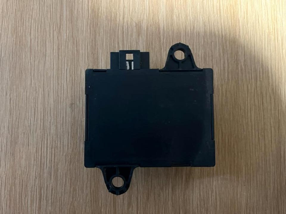 Mercedes Sprinter W901-W905 Steuergerät Wegfahrsperre 0335455932 - ECU voor Vrachtwagen: afbeelding 4 Mercedes Sprinter W901-W905 Steuergerät Wegfahrsperre 0335455932 - ECU voor Vrachtwagen: afbeelding 4