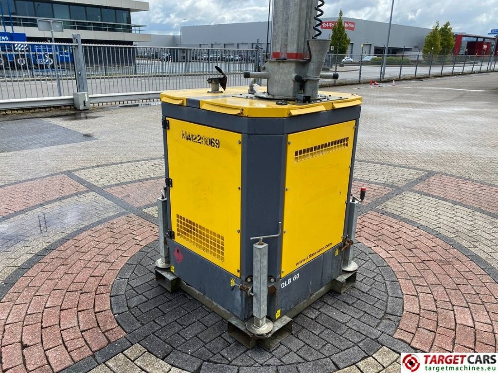 Lichtmast Atlas Copco QLB60 Tower Light 4x350W Led: afbeelding 25 Lichtmast Atlas Copco QLB60 Tower Light 4x350W Led: afbeelding 25