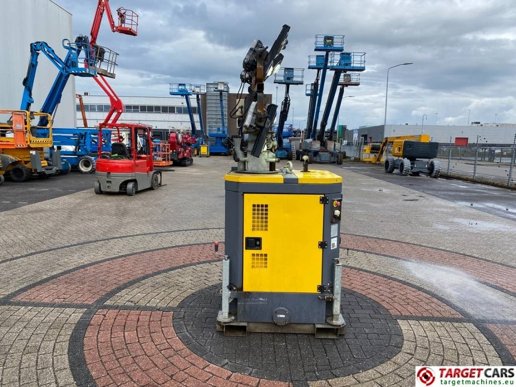 Lichtmast Atlas Copco QLB60 Tower Light 4x350W Led: afbeelding 29 Lichtmast Atlas Copco QLB60 Tower Light 4x350W Led: afbeelding 29