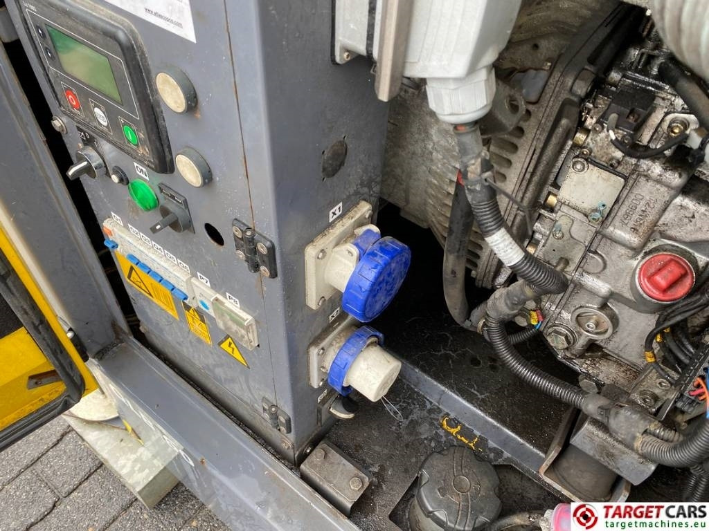 Lichtmast Atlas Copco QLB60 Tower Light 4x350W Led: afbeelding 18 Lichtmast Atlas Copco QLB60 Tower Light 4x350W Led: afbeelding 18