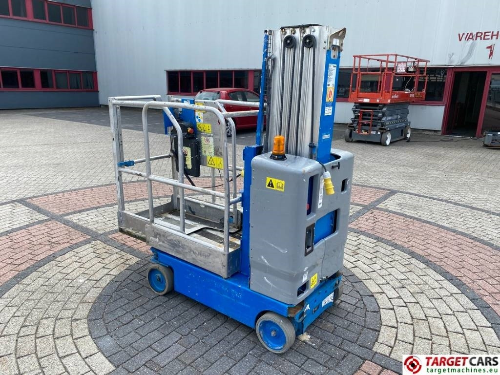Genie GR-20 RunAbout Electric Vertical Mast Lift 802cm - Verticale masthoogwerker: afbeelding 4 Genie GR-20 RunAbout Electric Vertical Mast Lift 802cm - Verticale masthoogwerker: afbeelding 4