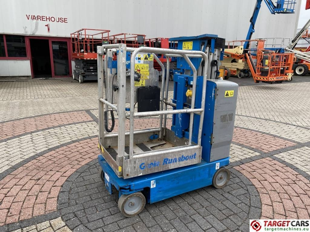 Genie GR15 Runabout Electric Vertical Mast Lift 652cm - Verticale masthoogwerker: afbeelding 1 Genie GR15 Runabout Electric Vertical Mast Lift 652cm - Verticale masthoogwerker: afbeelding 1