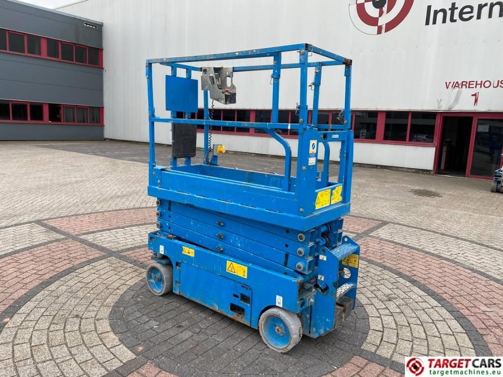 Genie GS-1932 Electric Scissor Work Lift 779cm - Schaarlift: afbeelding 4 Genie GS-1932 Electric Scissor Work Lift 779cm - Schaarlift: afbeelding 4
