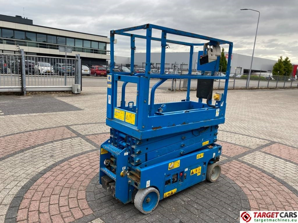 Genie GS-1932 Electric Scissor Work Lift 779cm - Schaarlift: afbeelding 3 Genie GS-1932 Electric Scissor Work Lift 779cm - Schaarlift: afbeelding 3