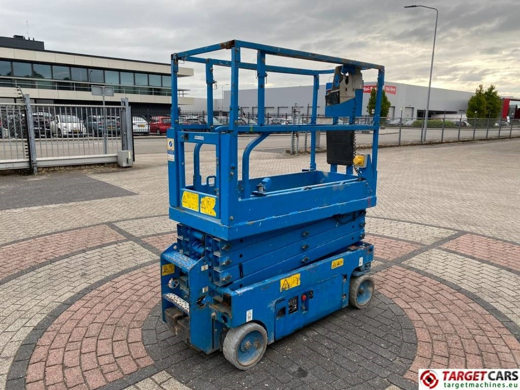 Genie GS-1932 Electric Scissor Work Lift 779cm - Schaarlift: afbeelding 3 Genie GS-1932 Electric Scissor Work Lift 779cm - Schaarlift: afbeelding 3