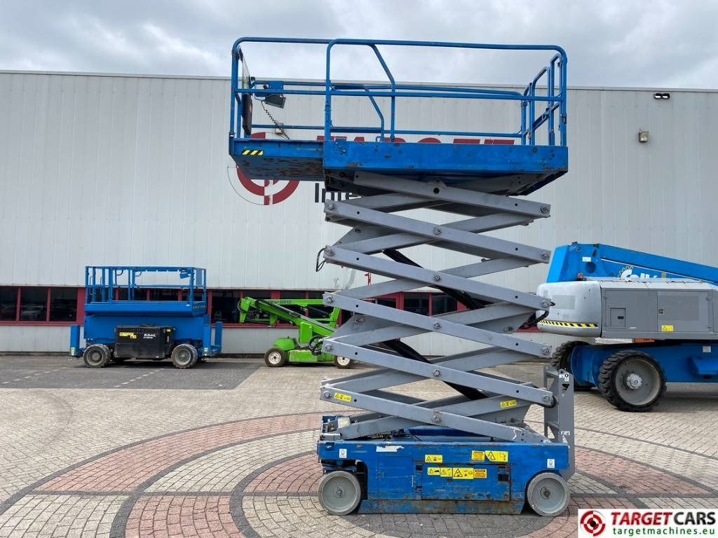 Genie GS-4047 Electric Scissor Work Lift 1389cm - Schaarlift: afbeelding 5 Genie GS-4047 Electric Scissor Work Lift 1389cm - Schaarlift: afbeelding 5