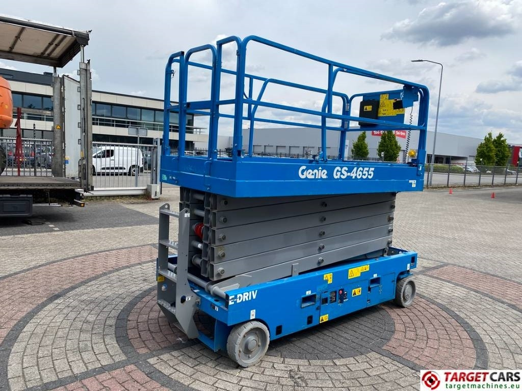 Genie GS-4655 Electric E-Drive Scissor Work Lift 1595cm - Schaarlift: afbeelding 3 Genie GS-4655 Electric E-Drive Scissor Work Lift 1595cm - Schaarlift: afbeelding 3