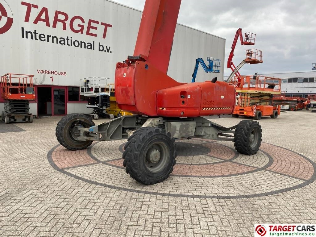 Knikarmhoogwerker Genie Z-135/70 Articulated 4x4x4 Diesel Boom Lift 4315cm: afbeelding 25