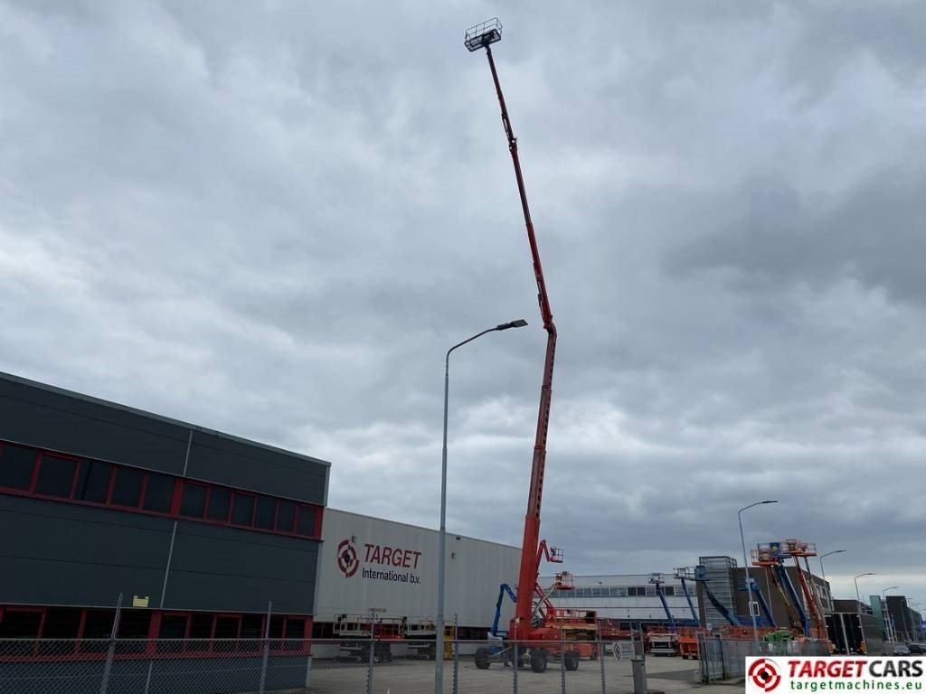 Knikarmhoogwerker Genie Z-135/70 Articulated 4x4x4 Diesel Boom Lift 4315cm: afbeelding 49