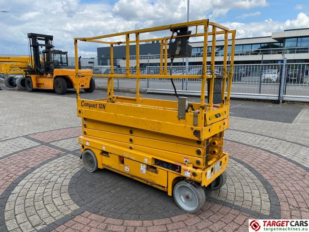 Haulotte Compact 10N Electric Scissor Work Lift 1000cm - Schaarlift: afbeelding 2 Haulotte Compact 10N Electric Scissor Work Lift 1000cm - Schaarlift: afbeelding 2