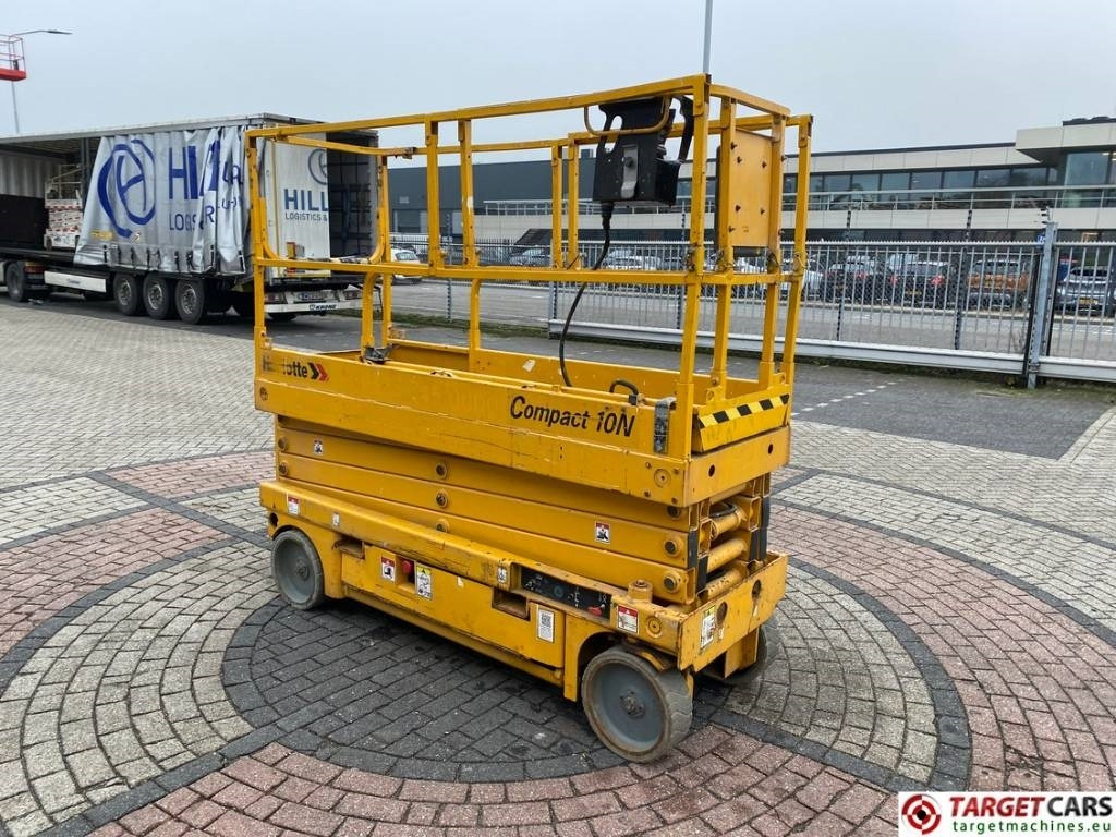 Haulotte Compact 10N Electric Scissor Work Lift 1000cm - Schaarlift: afbeelding 2 Haulotte Compact 10N Electric Scissor Work Lift 1000cm - Schaarlift: afbeelding 2