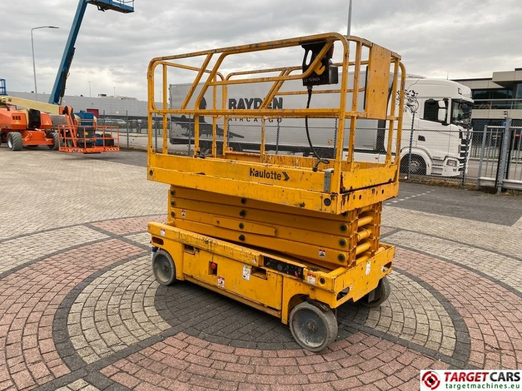 Haulotte Compact 12 Electric Scissor Work Lift 1200cm - Schaarlift: afbeelding 2 Haulotte Compact 12 Electric Scissor Work Lift 1200cm - Schaarlift: afbeelding 2