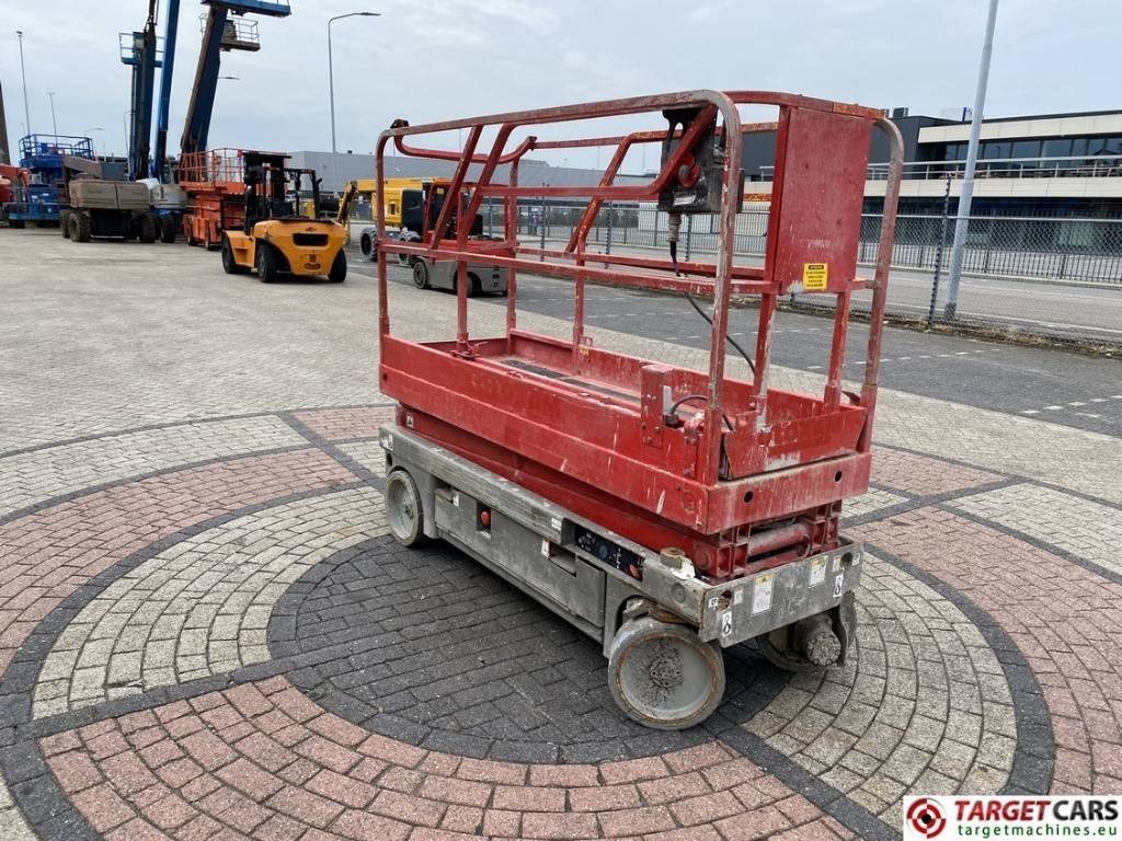 Haulotte Compact 8 Electric Scissor Work Lift 818cm DEFECT - Schaarlift: afbeelding 2 Haulotte Compact 8 Electric Scissor Work Lift 818cm DEFECT - Schaarlift: afbeelding 2