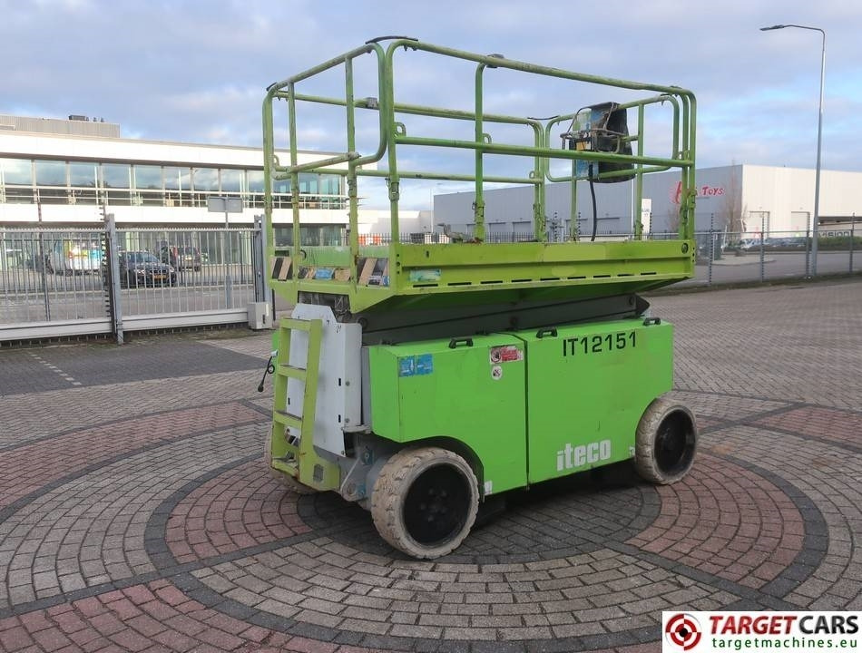 Iteco IT12151 Electric Scissor Work Lift 1380cm - Schaarlift: afbeelding 3 Iteco IT12151 Electric Scissor Work Lift 1380cm - Schaarlift: afbeelding 3
